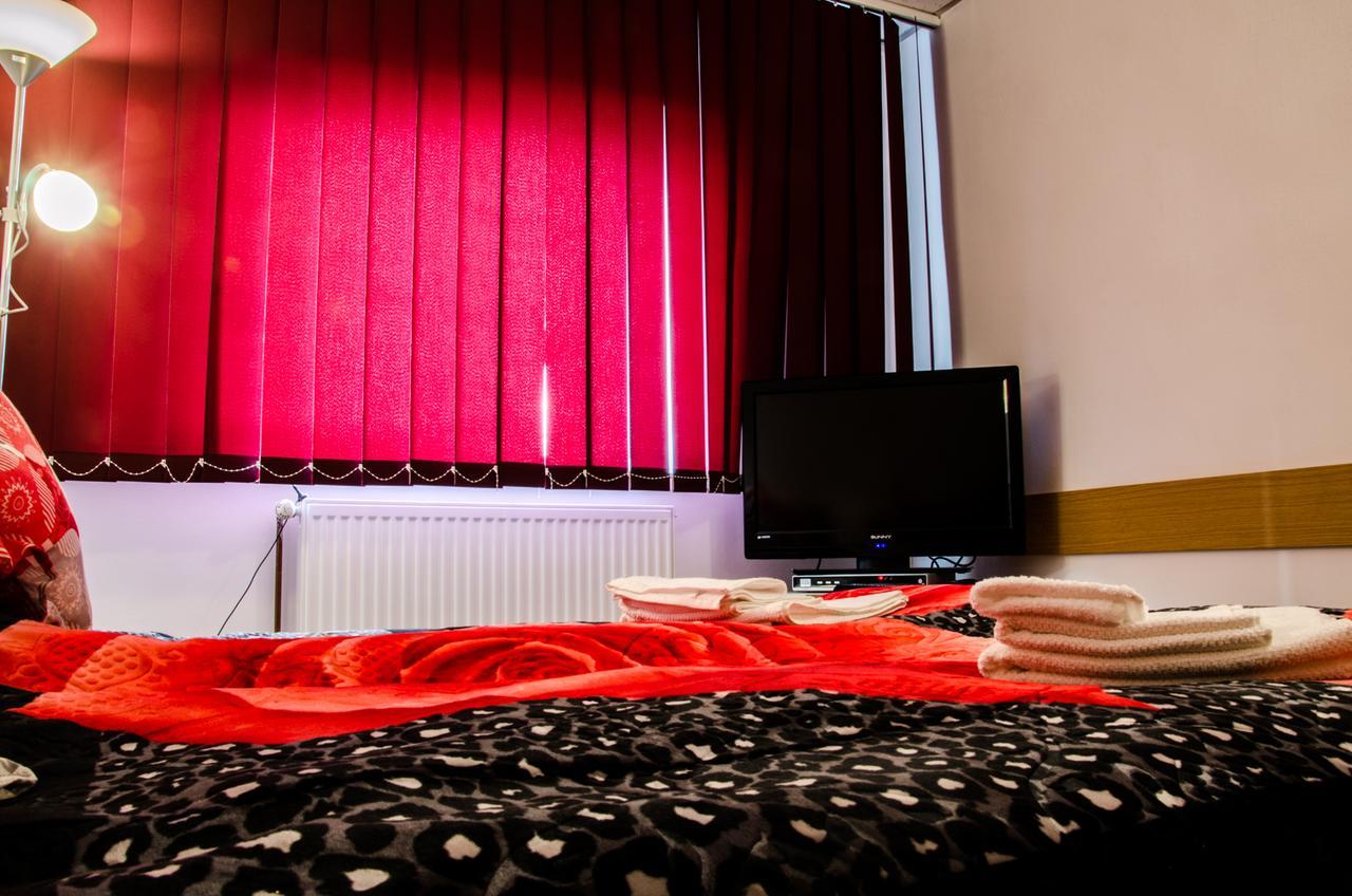 Pensiunea Georgibel Deva Buitenkant foto
